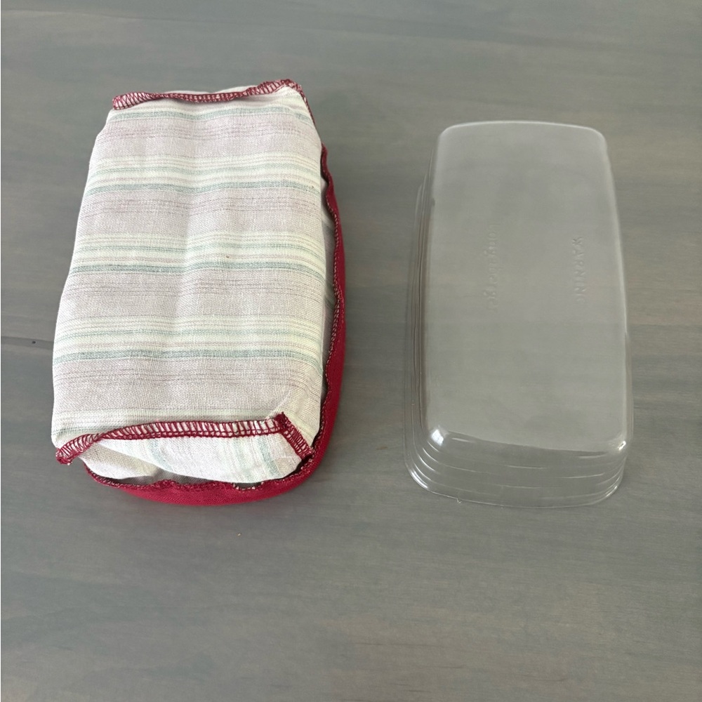 Longaberger 2004 Small Basket With Lining And Plastic Insert 7.5 X 5 X 2.5 Inch - Picture 7 of 12